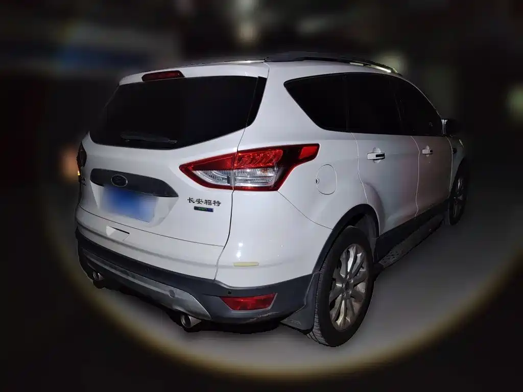 Ford Kuga — миниатюра 4