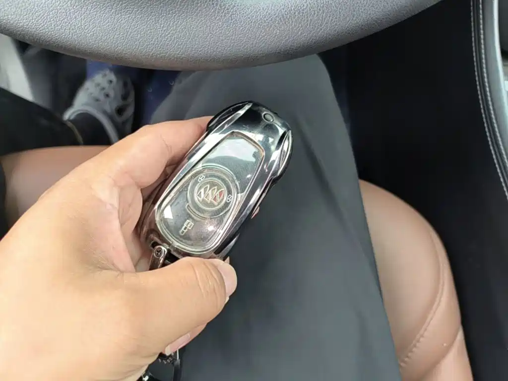 Buick Envision Plus — миниатюра 9