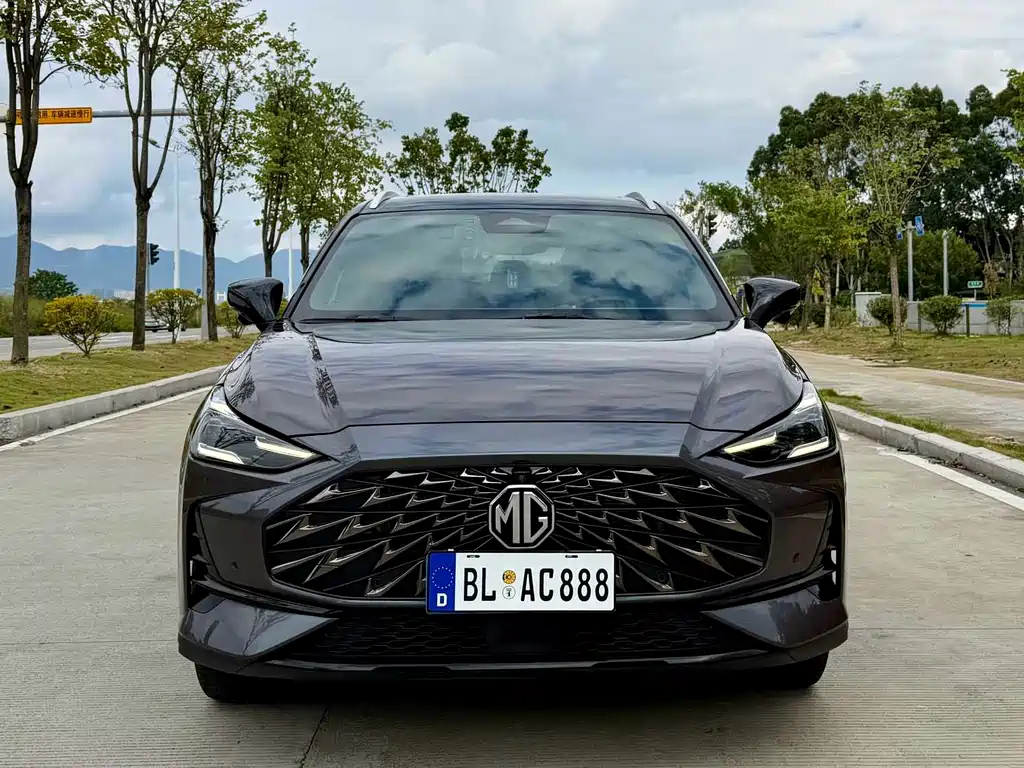 Mg MG ONE 2022