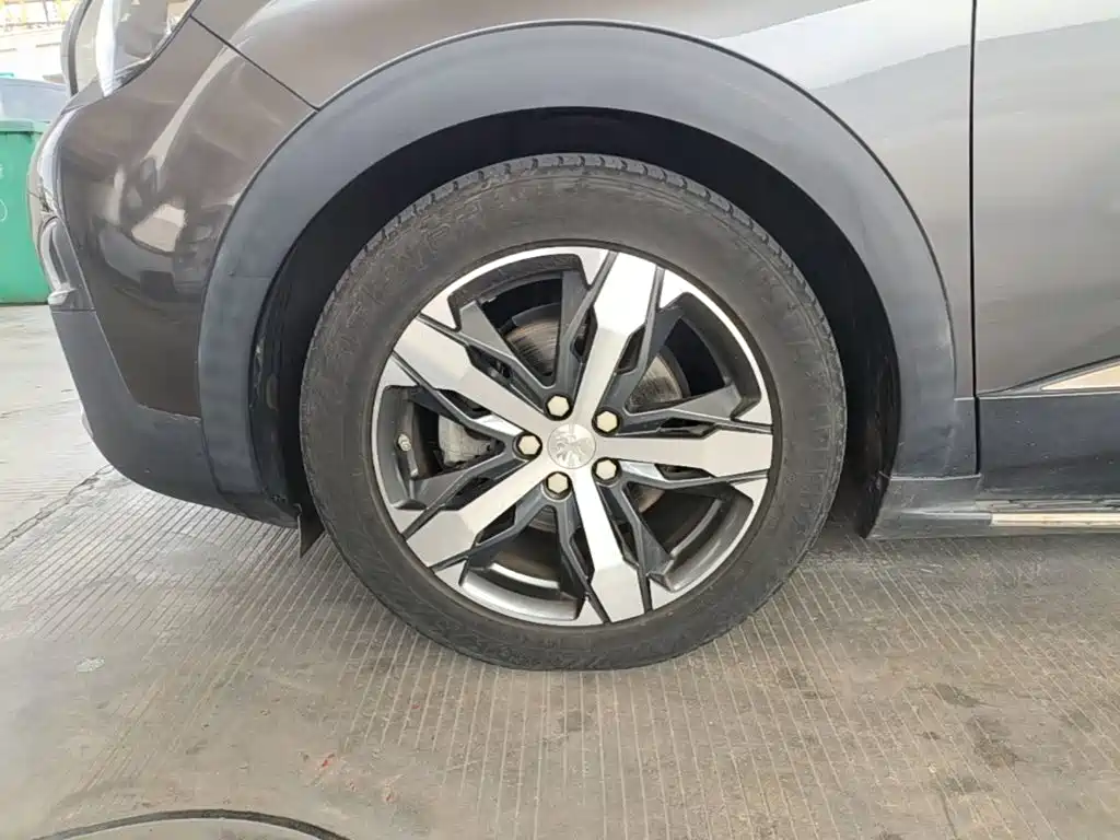 Peugeot 4008 — миниатюра 23