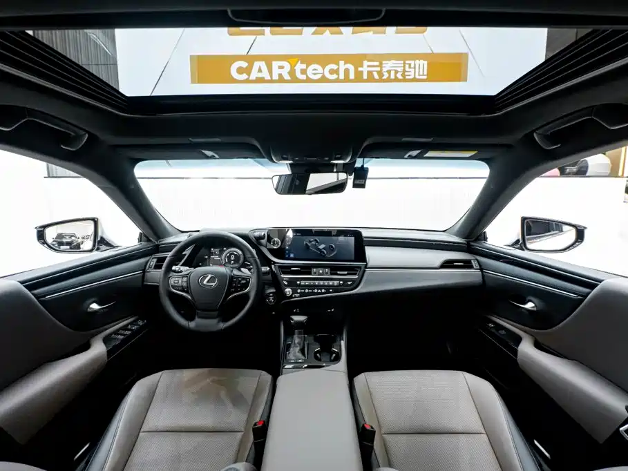 Lexus ES — миниатюра 13