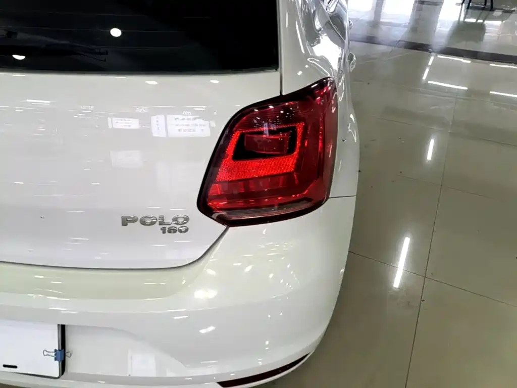 Volkswagen Polo — миниатюра 8