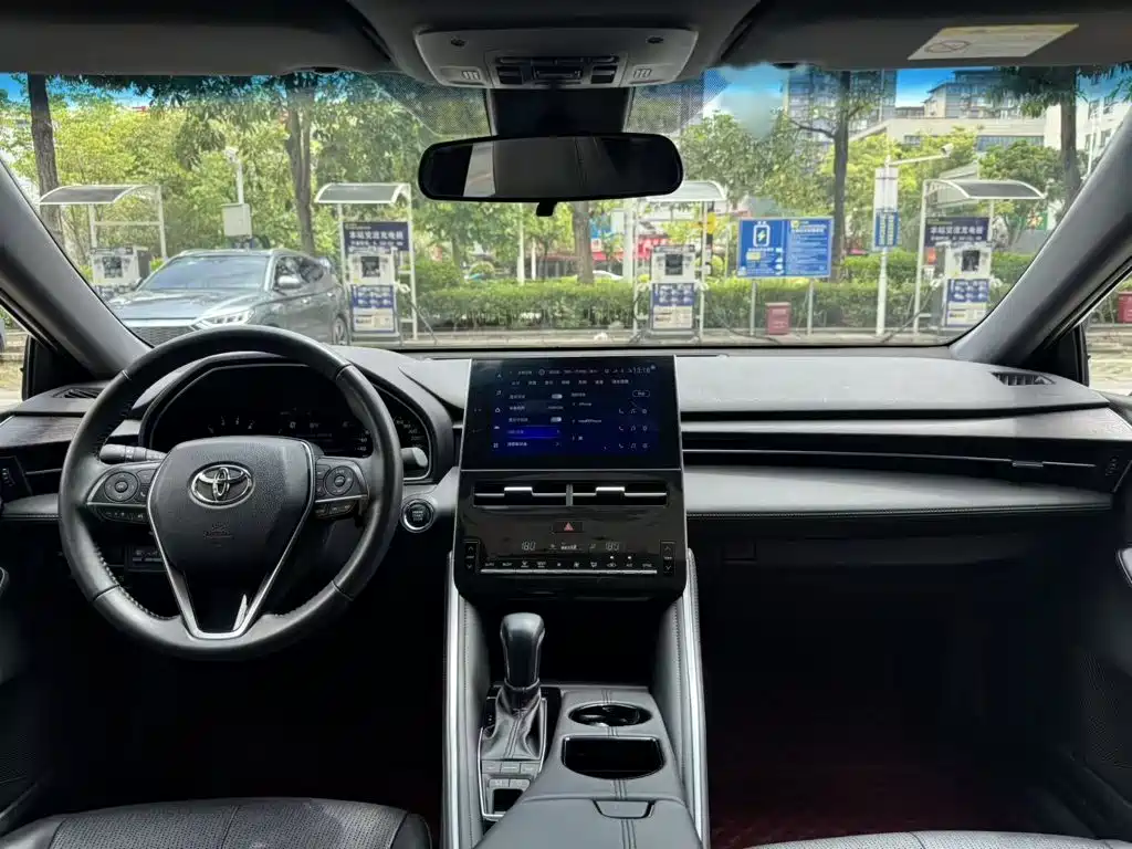 Toyota Avalon — миниатюра 4