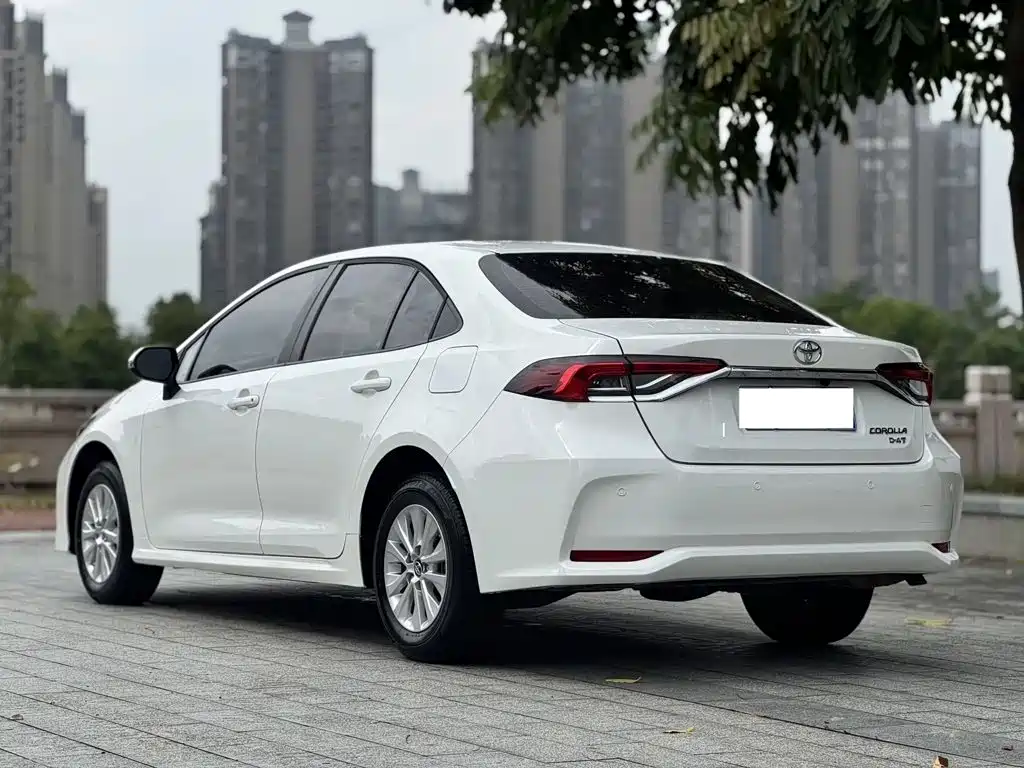 Toyota Corolla — миниатюра 7