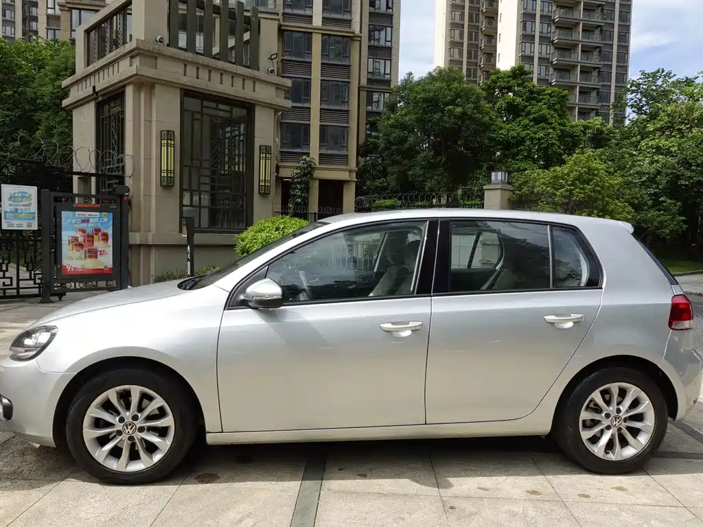 Volkswagen Golf — миниатюра 4