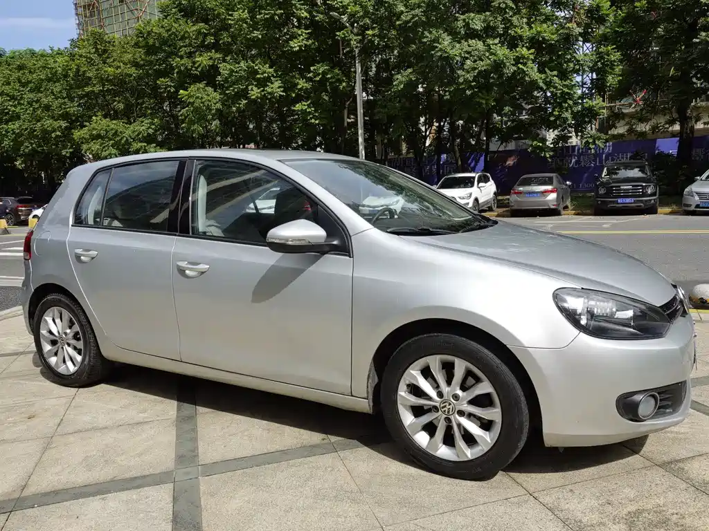 Volkswagen Golf — миниатюра 5