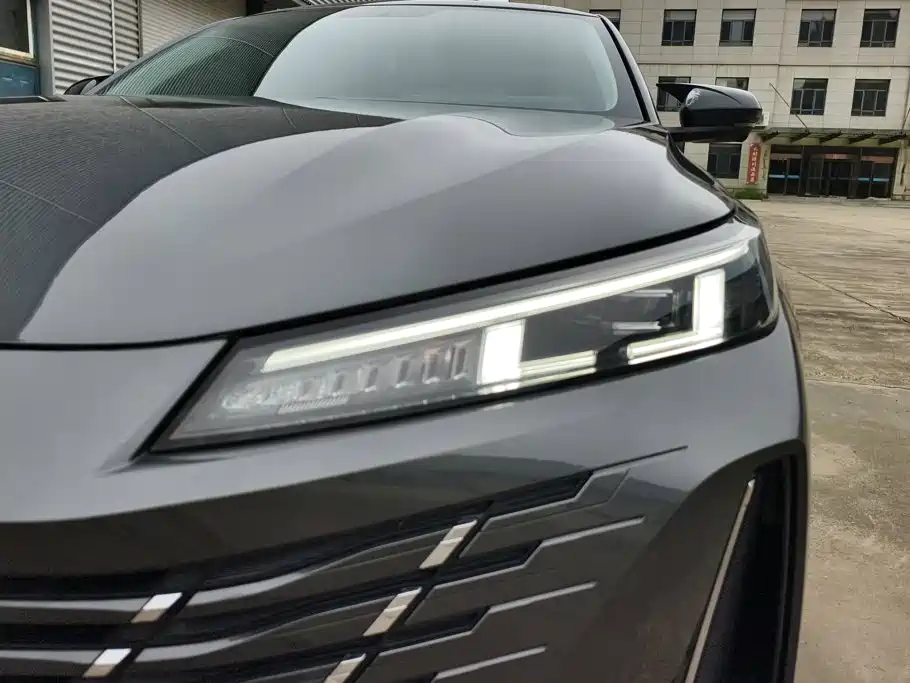 Changan Eado — миниатюра 5