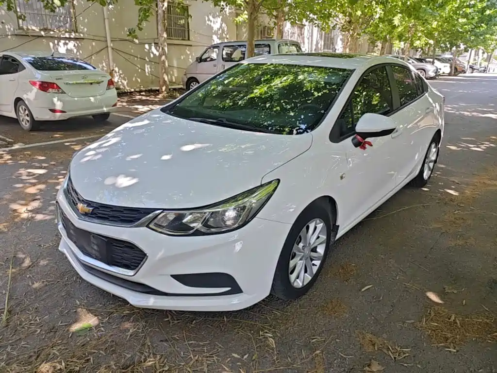 Chevrolet Cruze — миниатюра 2
