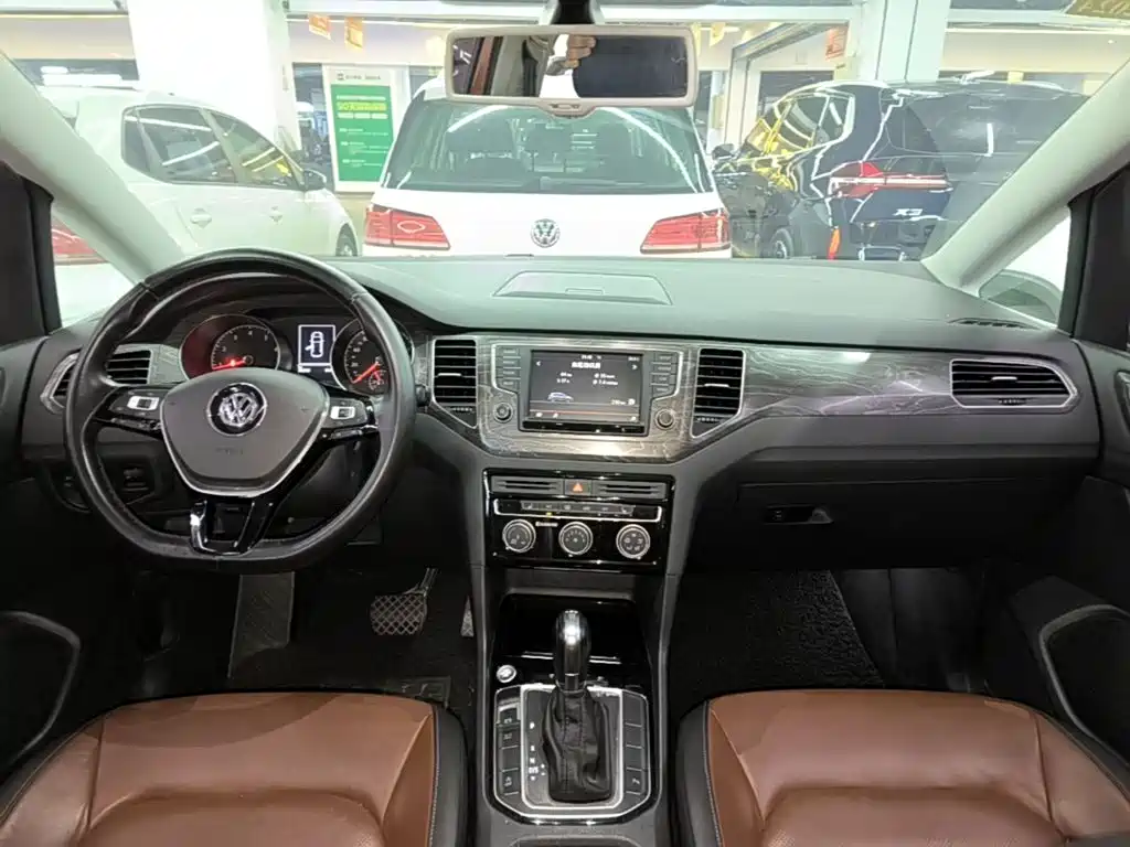 Volkswagen Golf Sportsvan — миниатюра 10