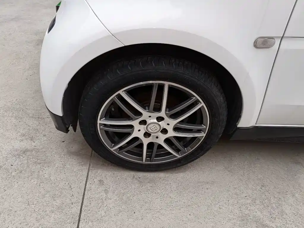 smart Smart Fortwo — миниатюра 23