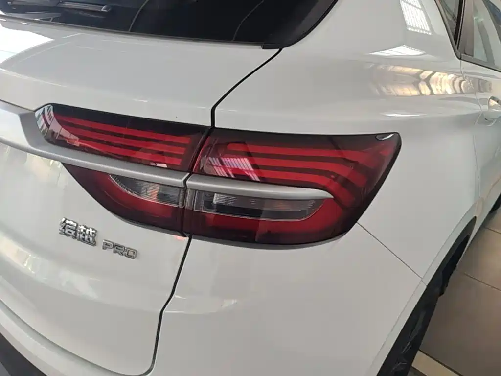 Geely Binyue — миниатюра 8