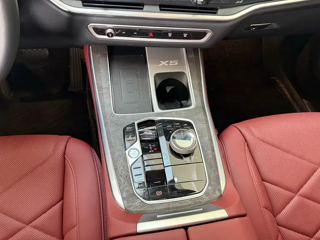 BMW X5 — миниатюра 7