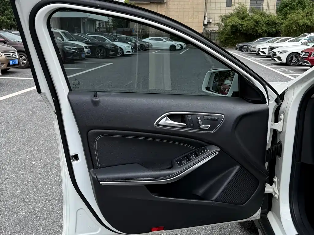 Mercedes-Benz GLA 2018 GLA 200