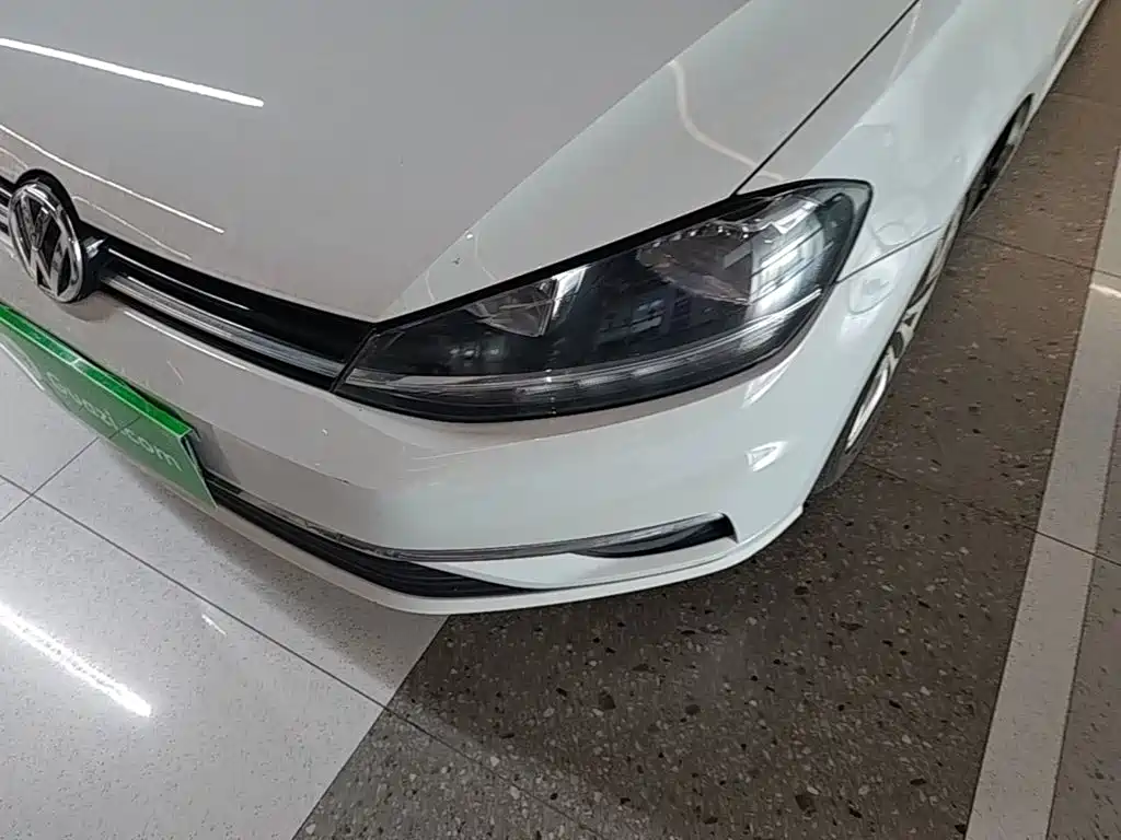 Volkswagen Golf — миниатюра 24