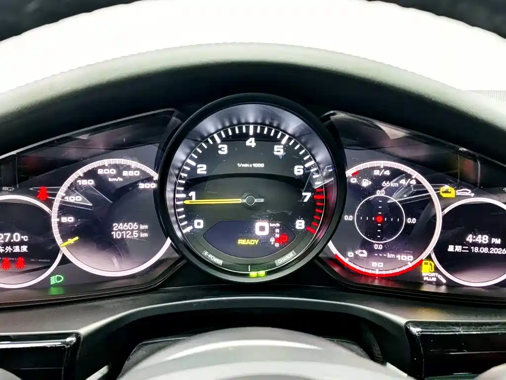 Porsche Panamera Hybrid — миниатюра 9