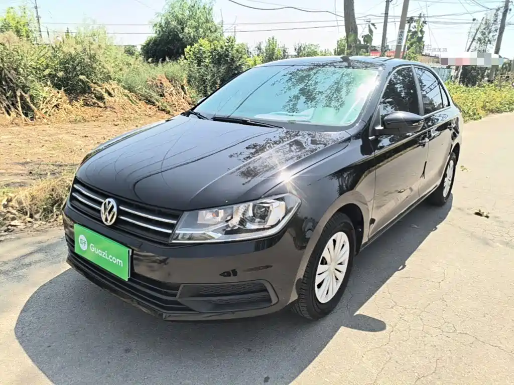 Volkswagen Santana — миниатюра 2