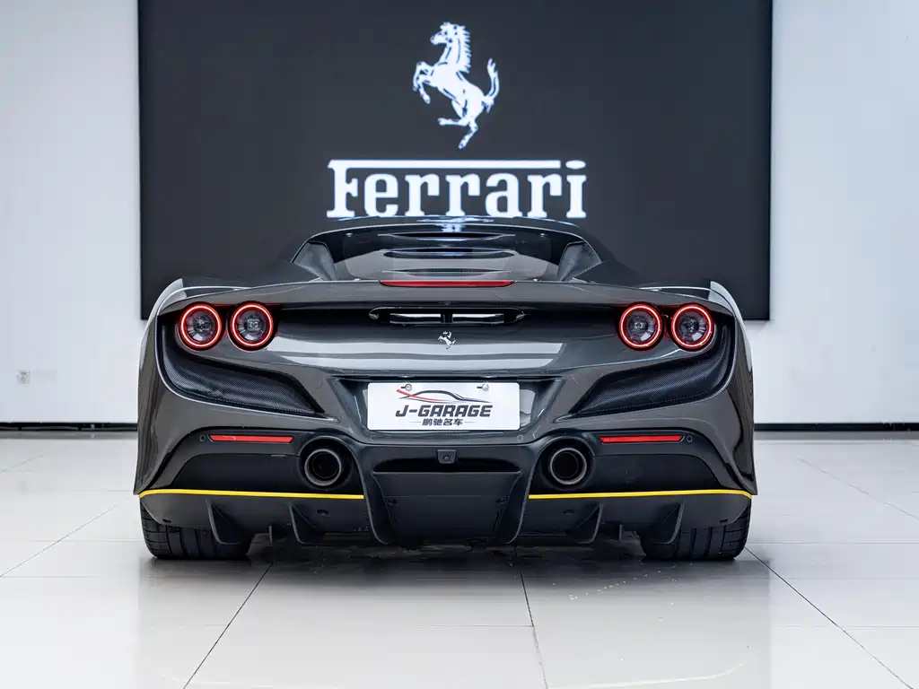Ferrari F8 — миниатюра 8