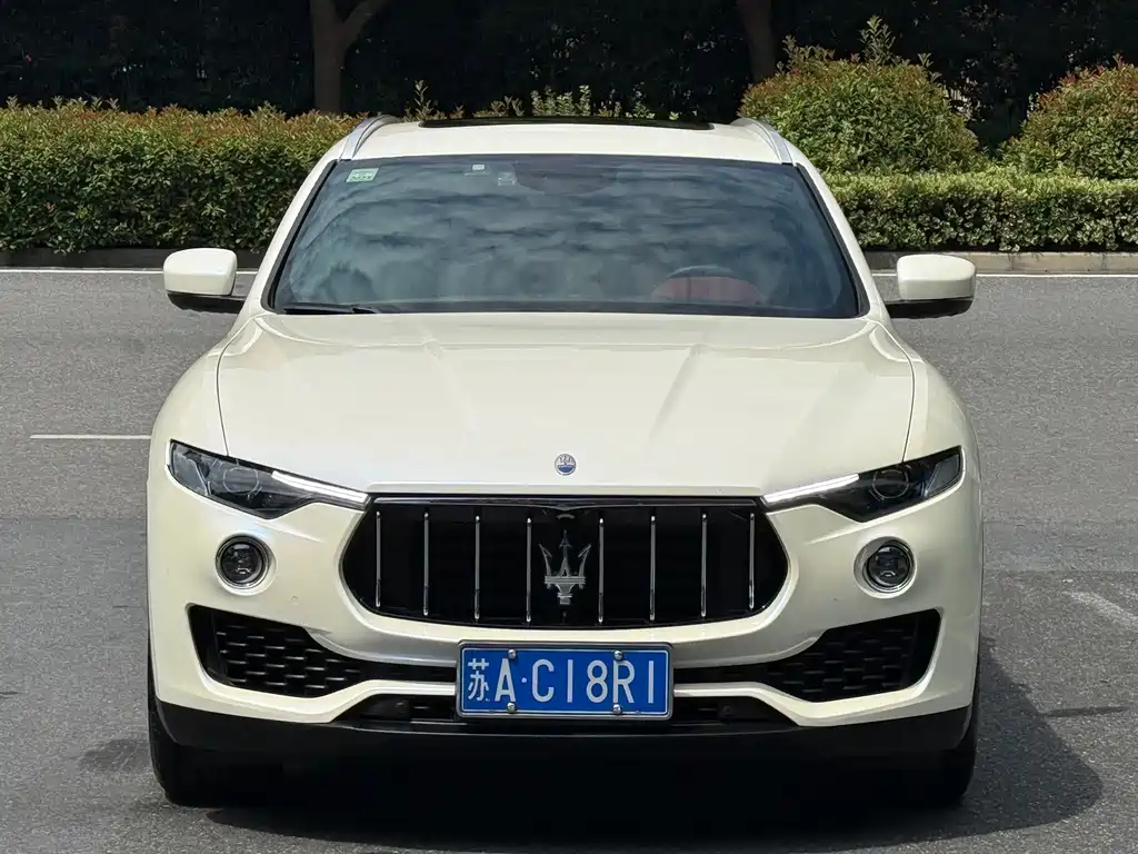 Maserati Levante — миниатюра 2