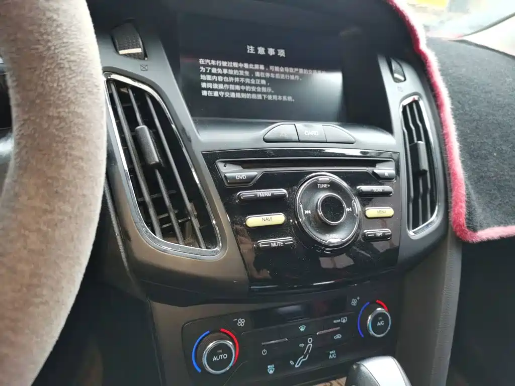 Ford Focus — миниатюра 14