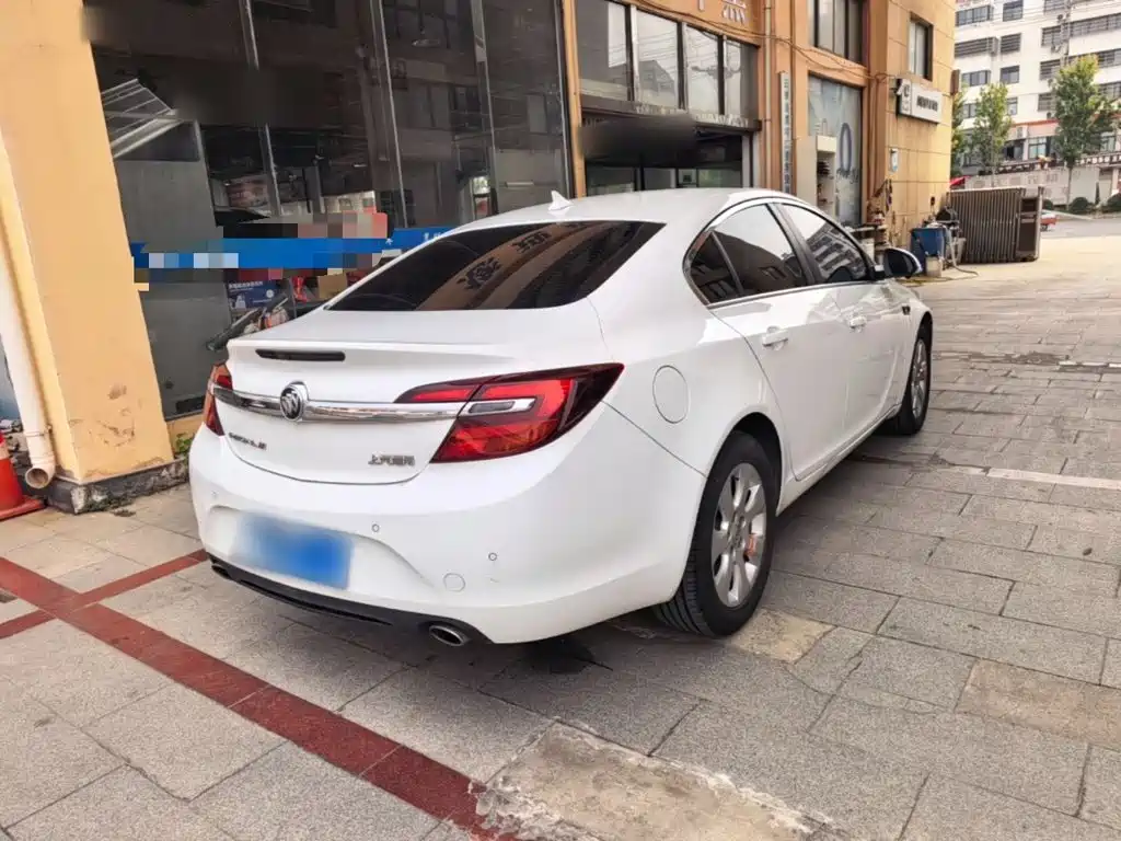 Buick Regal — миниатюра 7