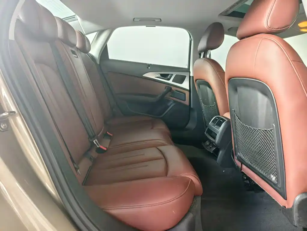 Audi A6L — миниатюра 6