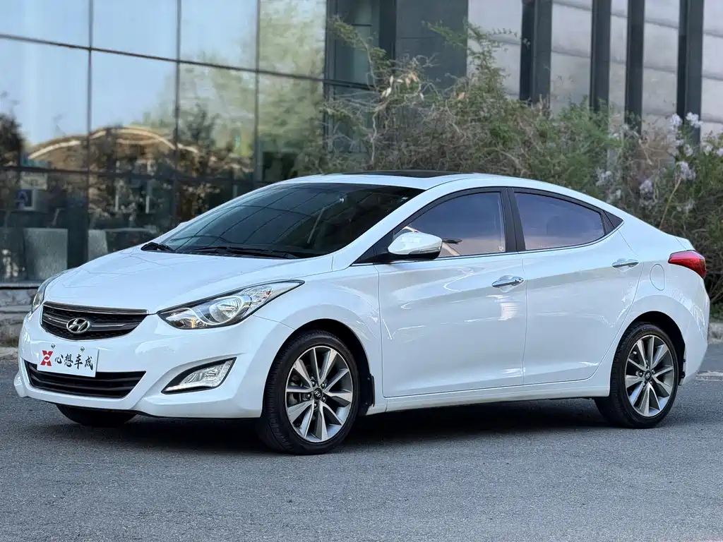 Hyundai Elantra Langdong 2015