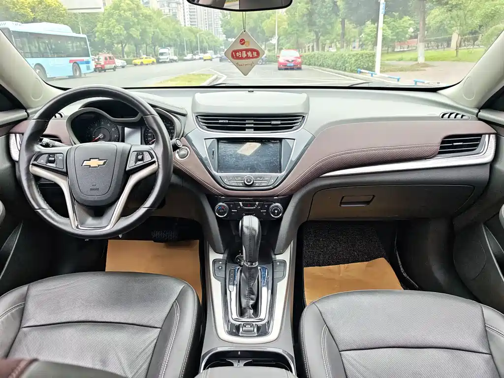 Chevrolet Malibu — миниатюра 18