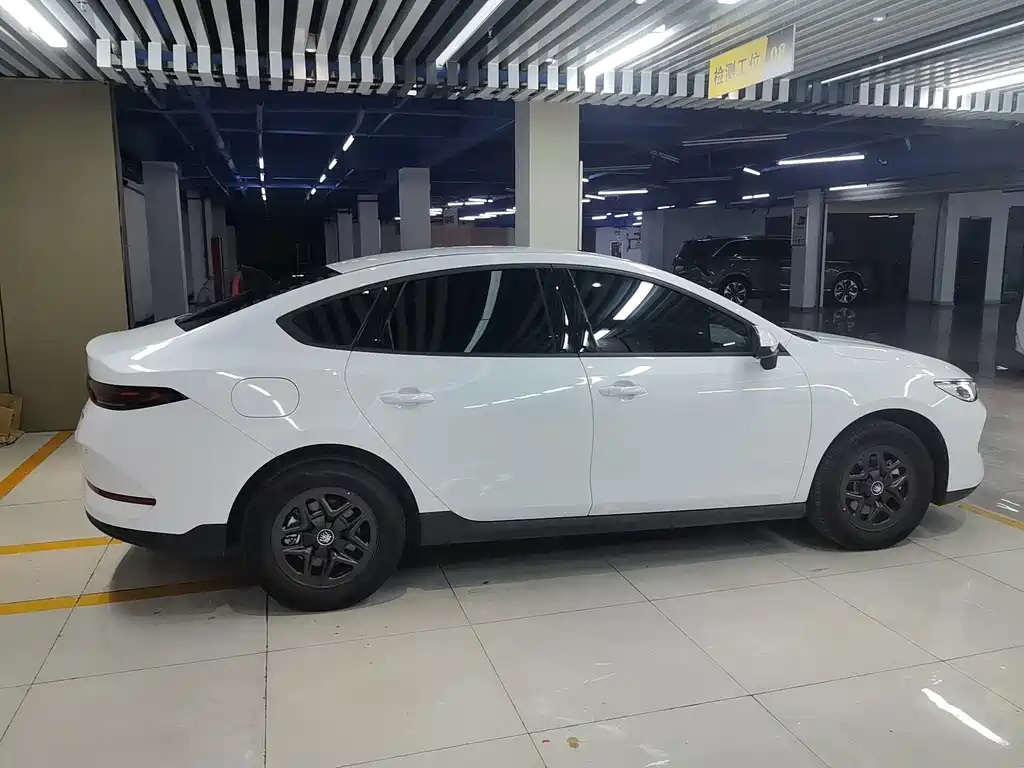 BYD Qin PLUS — миниатюра 5