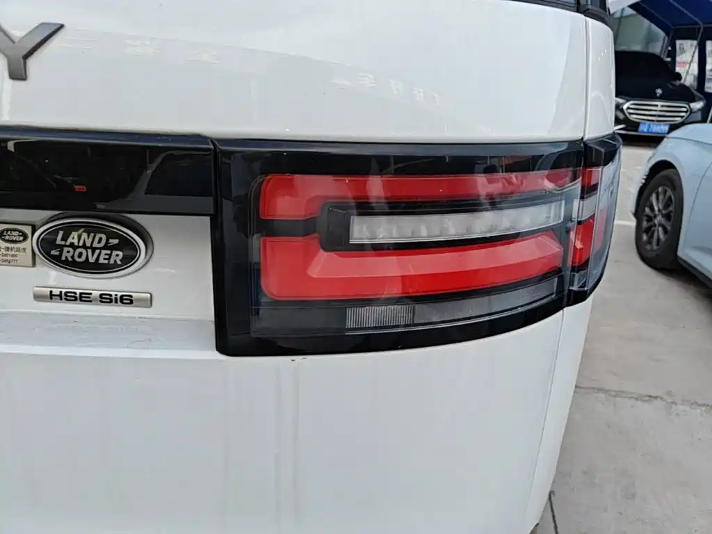 Land Rover Discovery — миниатюра 8
