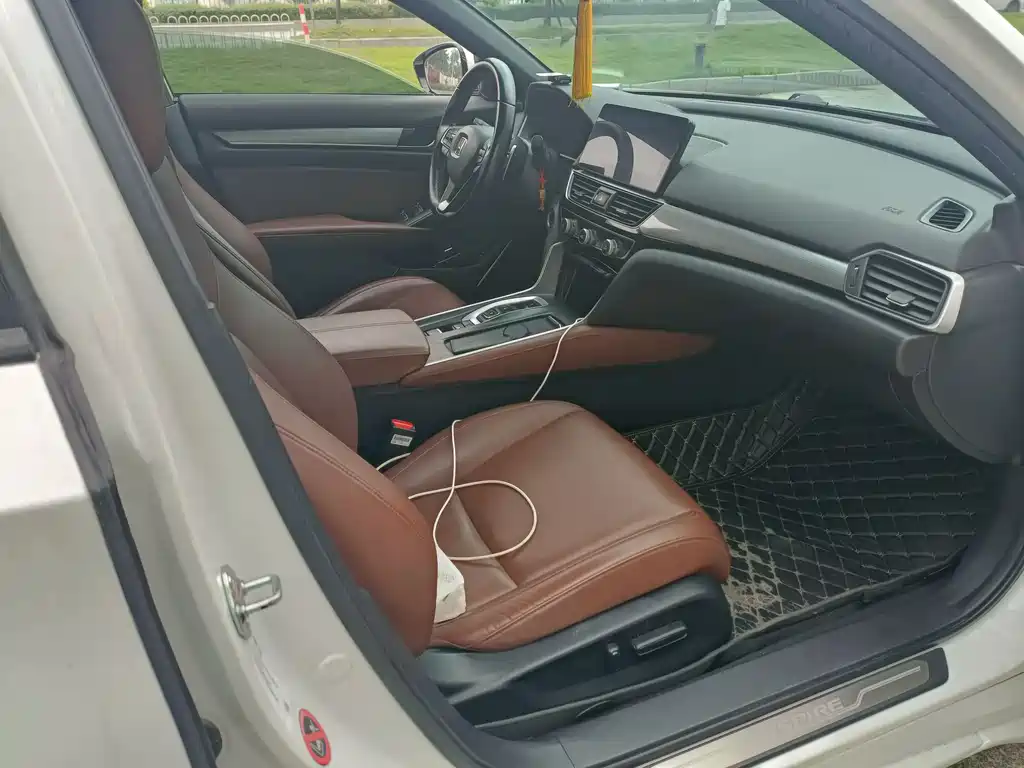 Honda Inspire 2022 2.0L