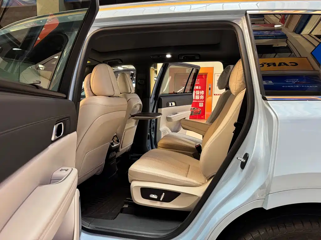 Li Auto Li ONE — миниатюра 22