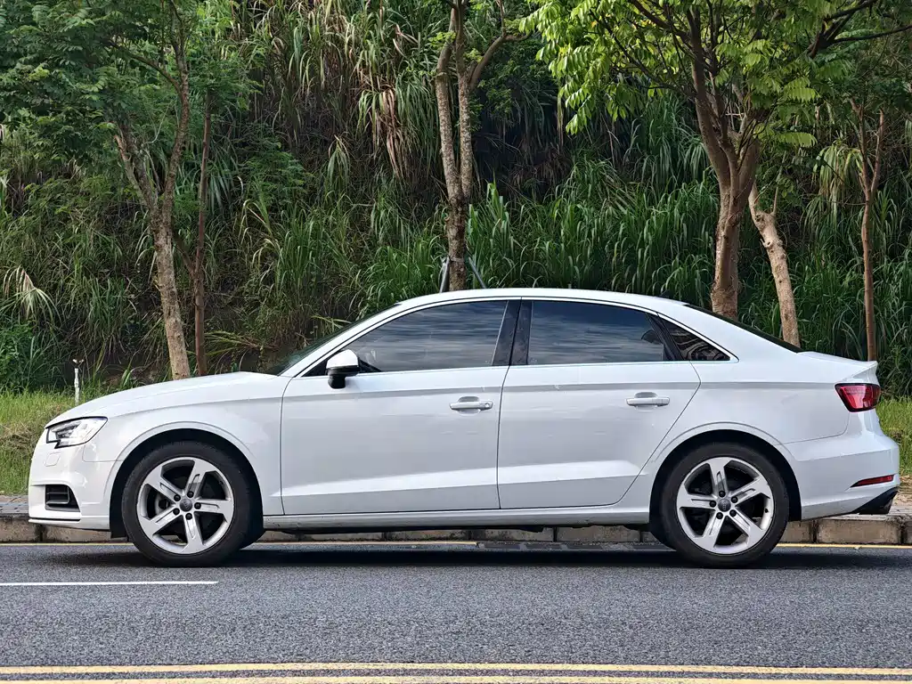 Audi A3 — миниатюра 4