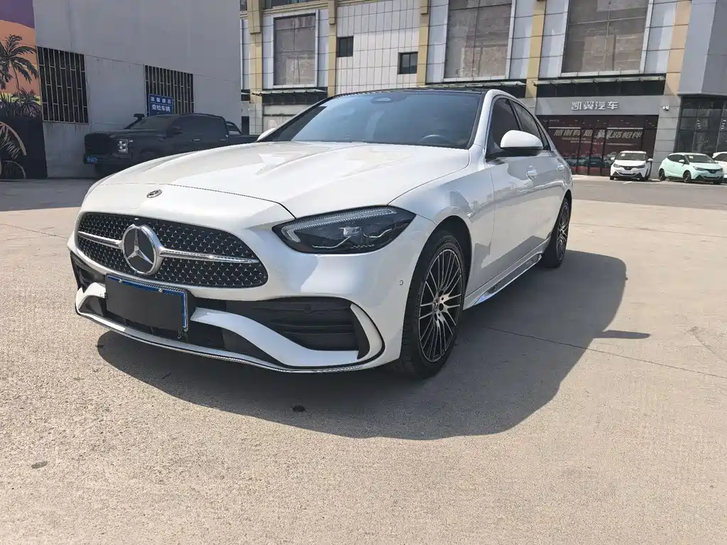 Mercedes-Benz C-Class 2022