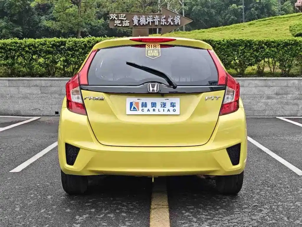 Honda Fit — миниатюра 26