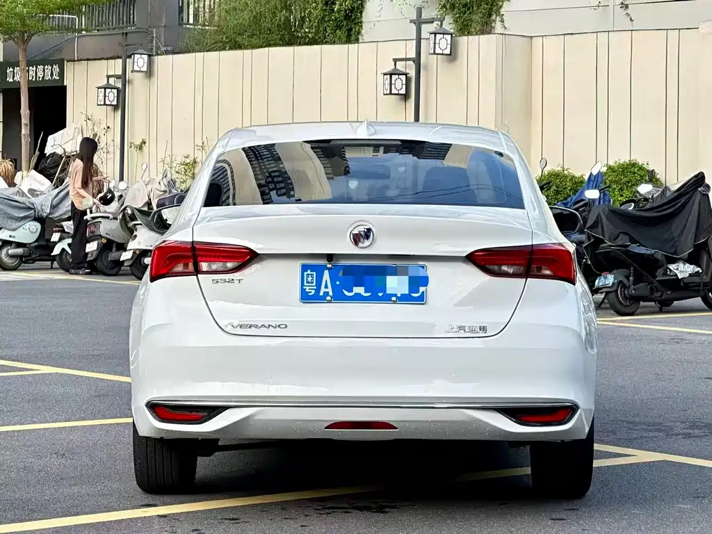 Buick Verano — миниатюра 5