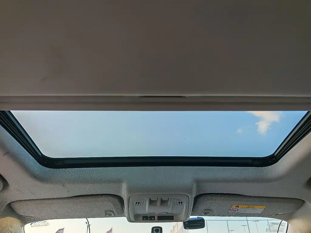 Buick Verano — миниатюра 13