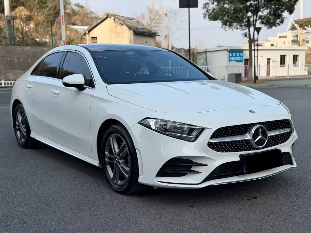 MERCEDES-BENZ A CLASS