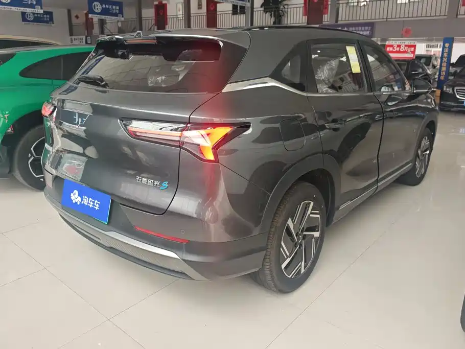 Wuling Xingguang S — миниатюра 3