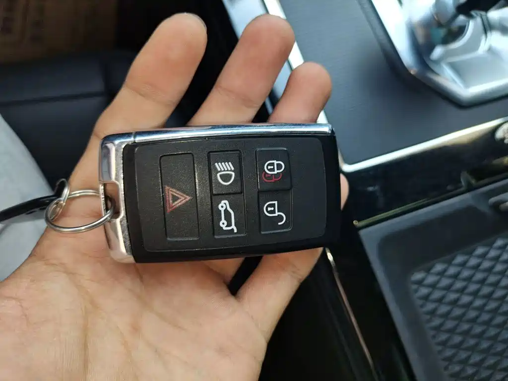 Land Rover Evoque — миниатюра 9