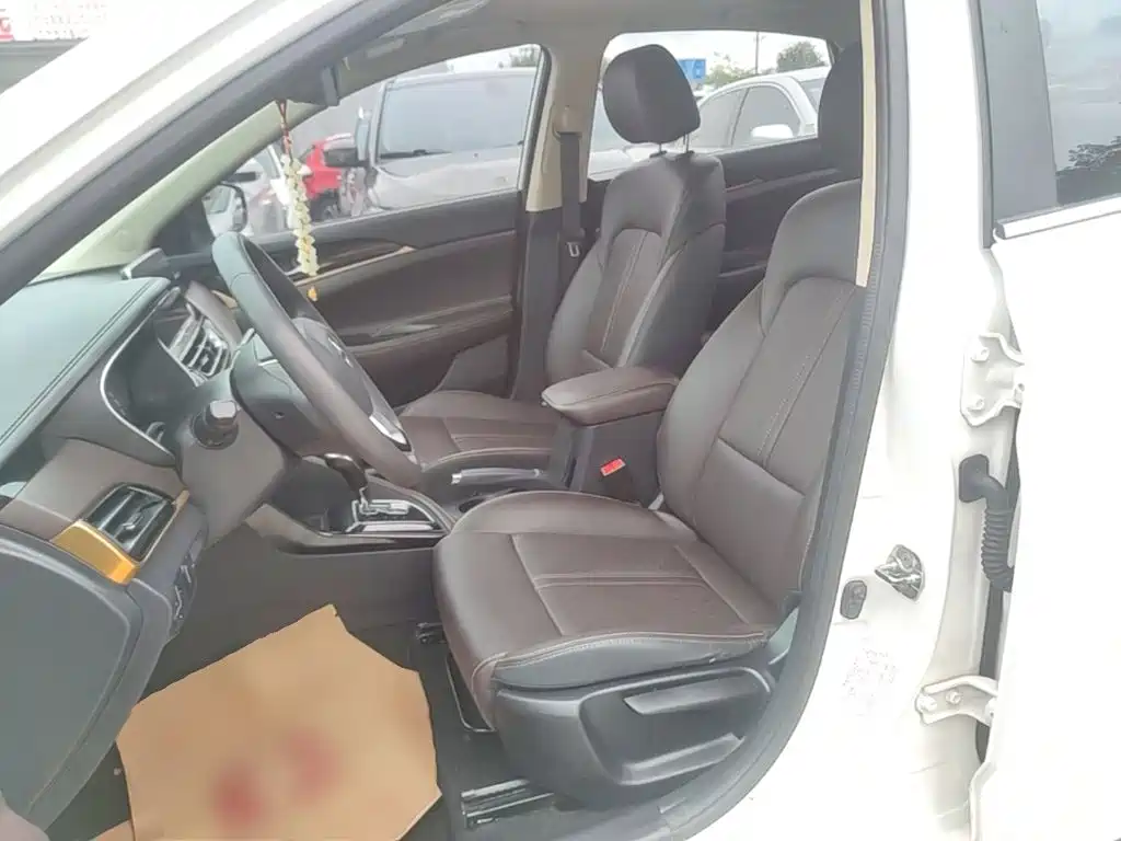Changan Eado DT — миниатюра 15