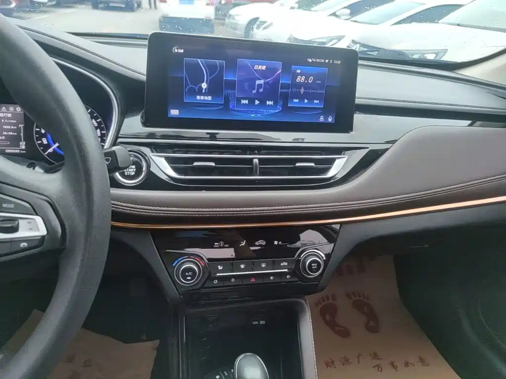 Changan Eado DT — миниатюра 13