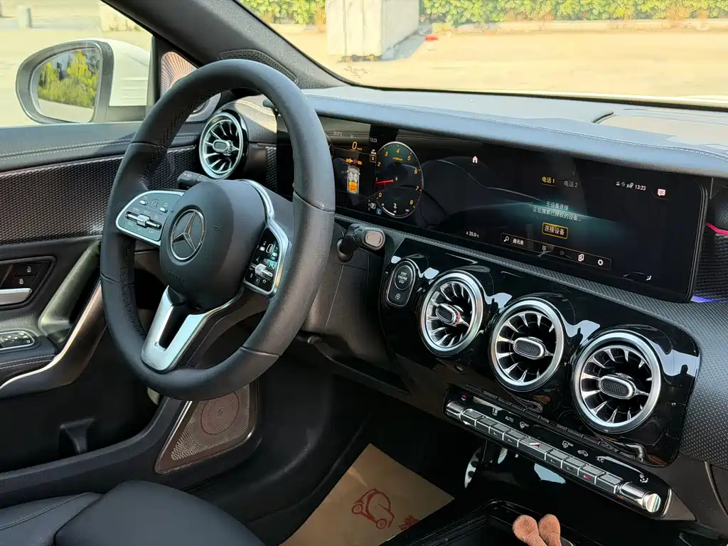 Mercedes-Benz A-Class — миниатюра 13