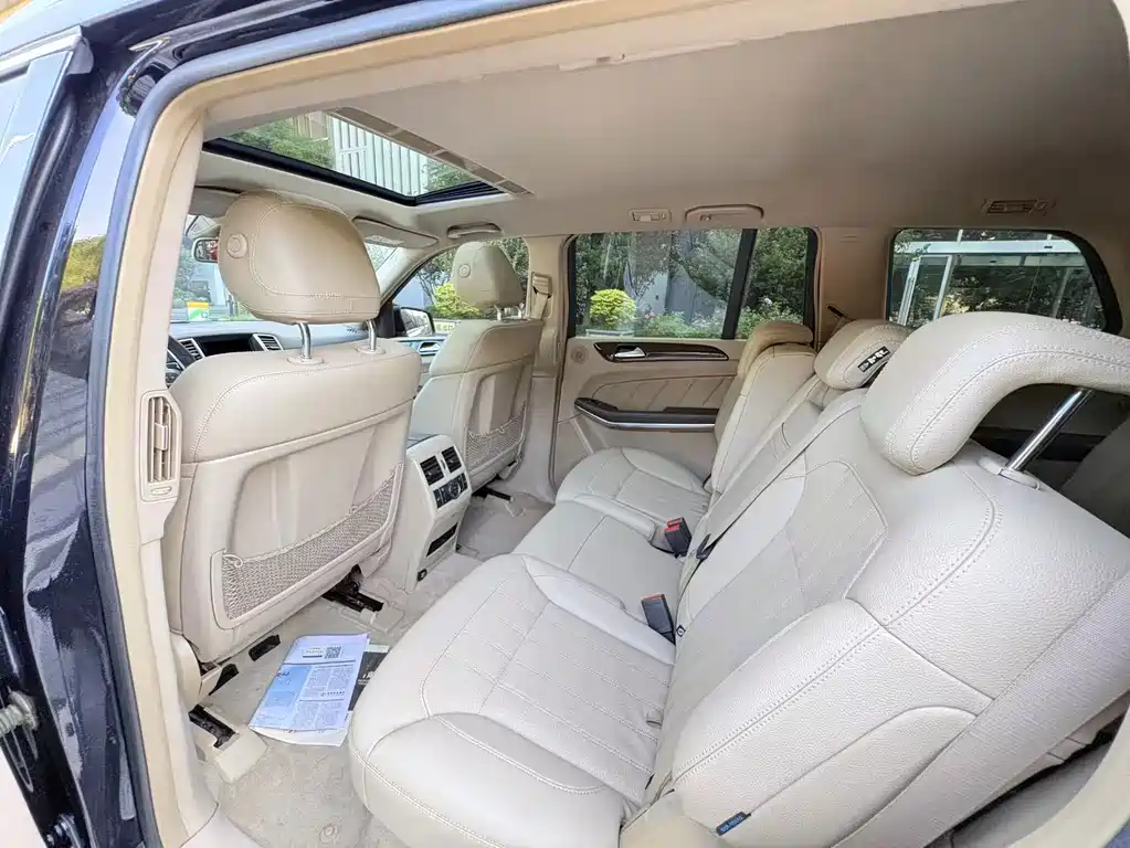 Mercedes-Benz GL-Class — миниатюра 8
