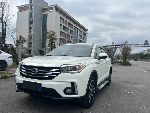 2017 GAC Trumpchi GS4