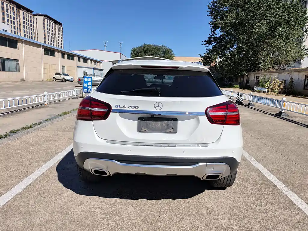 Mercedes-Benz GLA — миниатюра 2