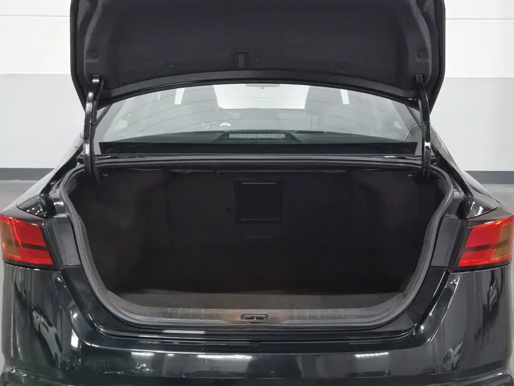 Nissan Teana — миниатюра 16