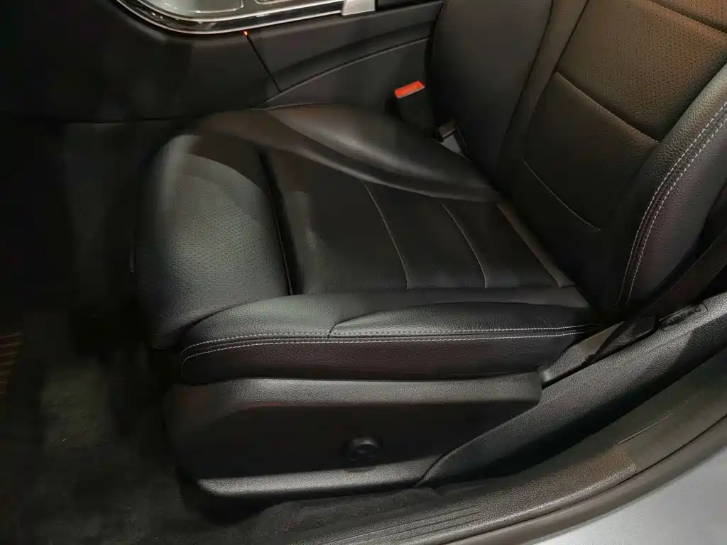 Mercedes-Benz C-Class — миниатюра 20
