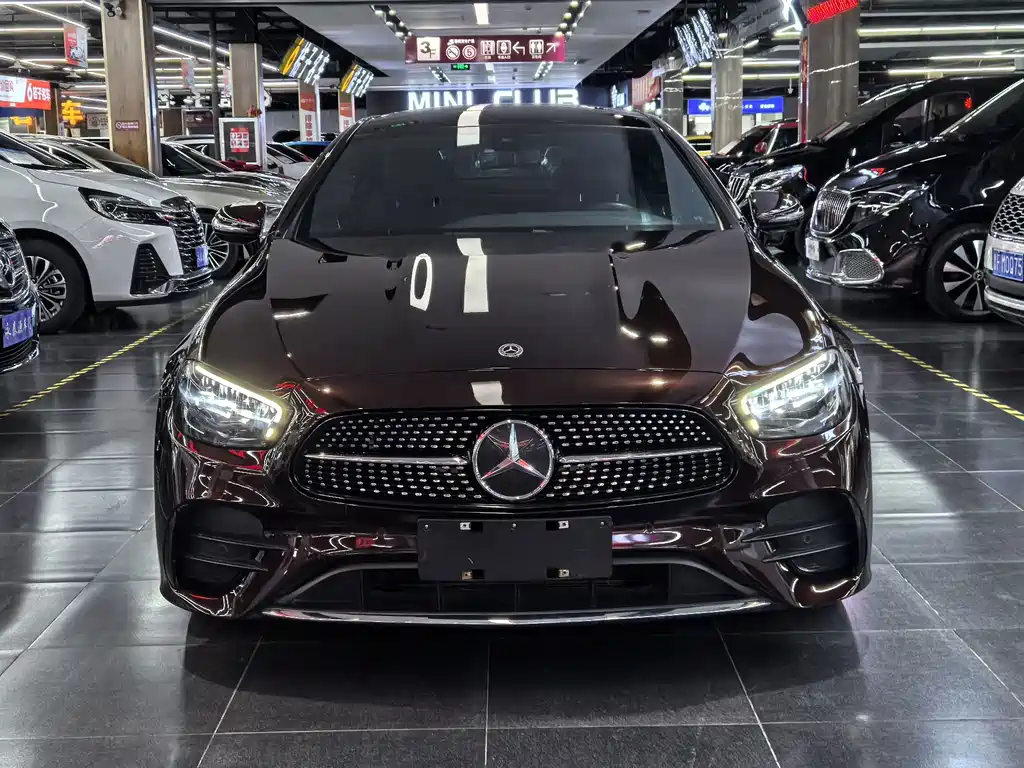 Mercedes-Benz E-Class (Import) — миниатюра 2