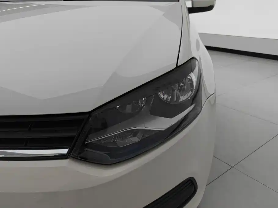 Volkswagen Polo — миниатюра 5