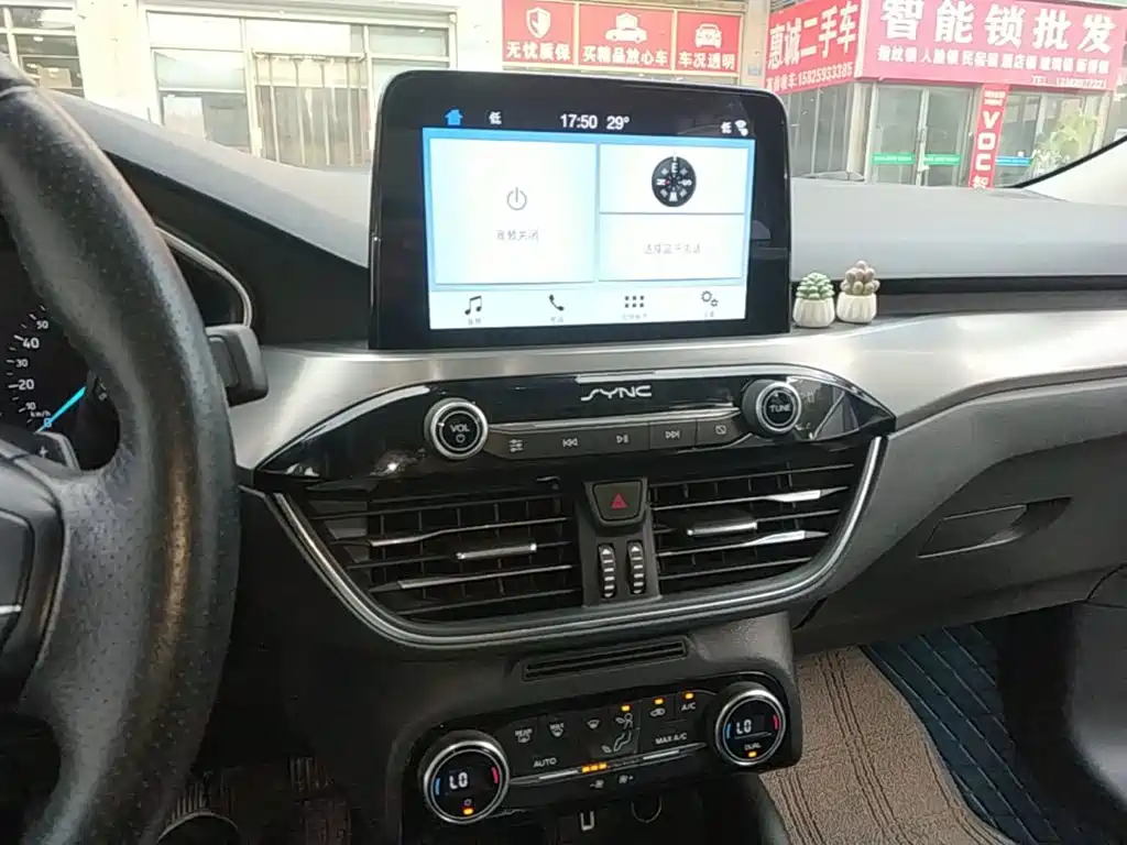 Ford Focus — миниатюра 13